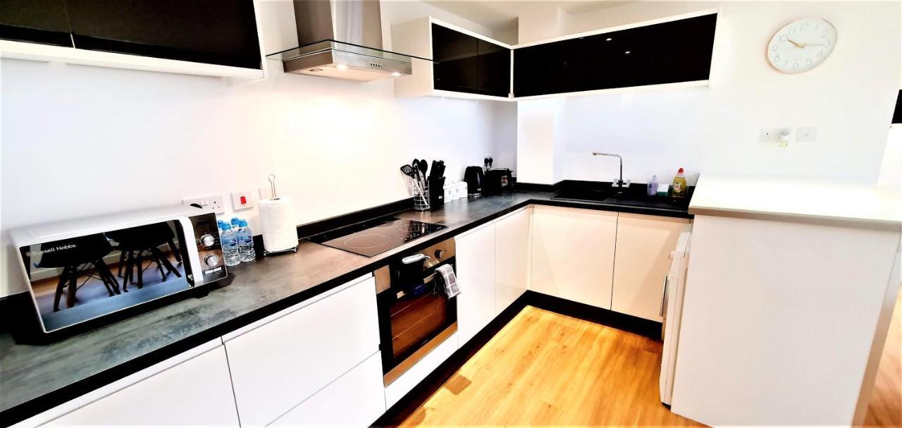Cliftonville Heights - 2 Bed Home Away From Home ノーザンプトン エクステリア 写真