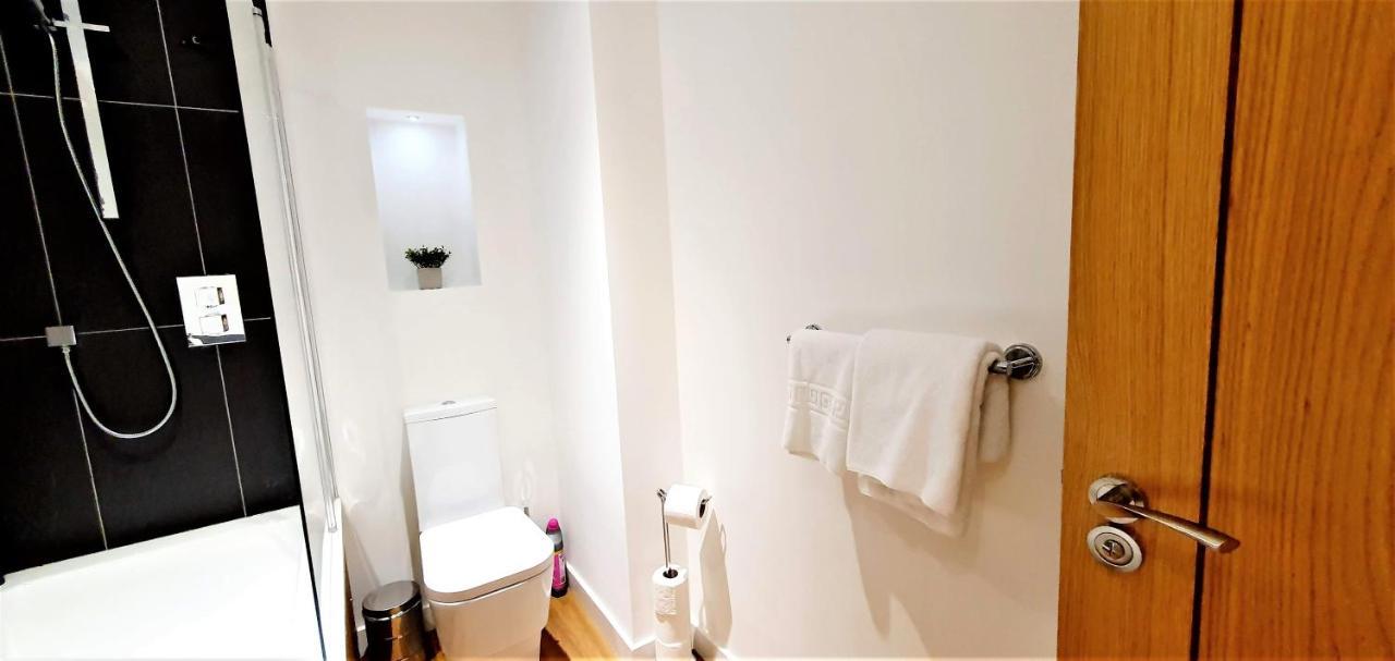 Cliftonville Heights - 2 Bed Home Away From Home ノーザンプトン エクステリア 写真